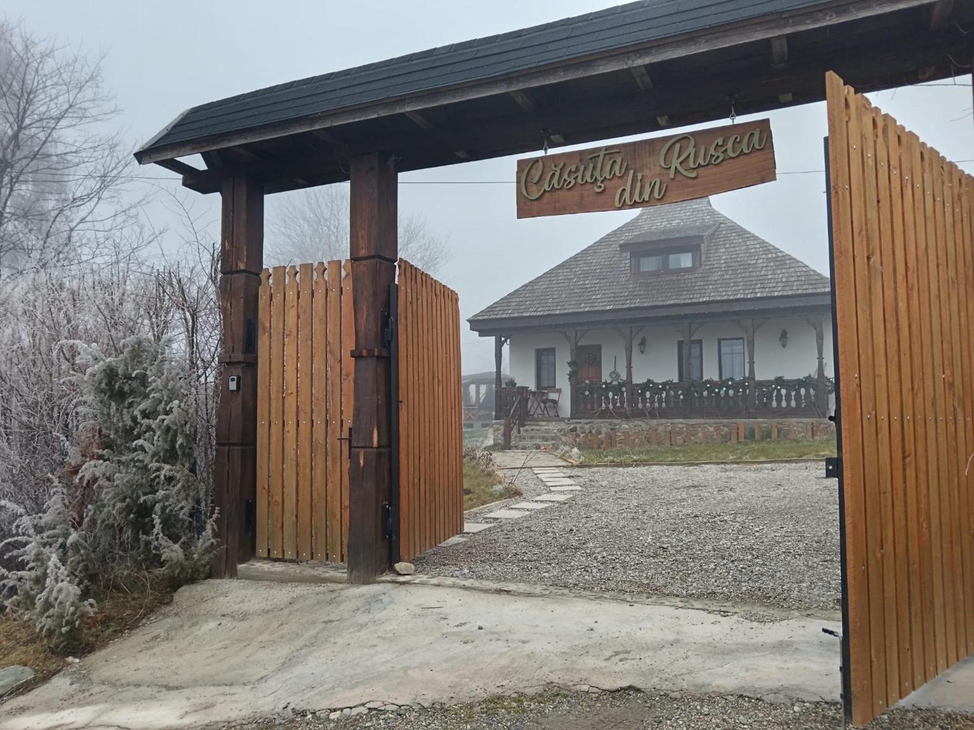 Casuta Din Rusca Villa Sebesu de Jos Luaran gambar